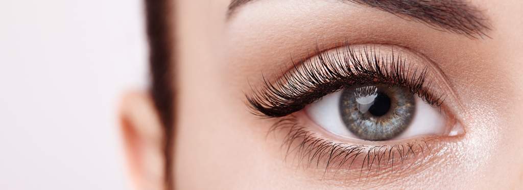 Cuidados para área dos olhos